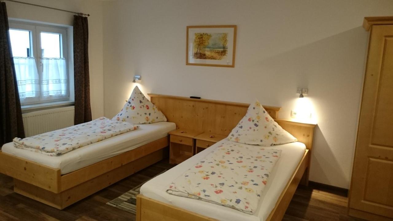 Muehldorfer Hof Hotel Altotting Bilik gambar